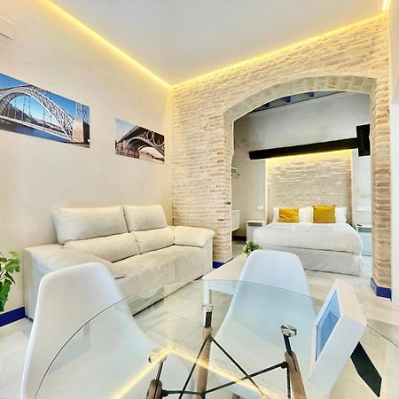 Philippe'S Home Triana Sevilla Exterior foto
